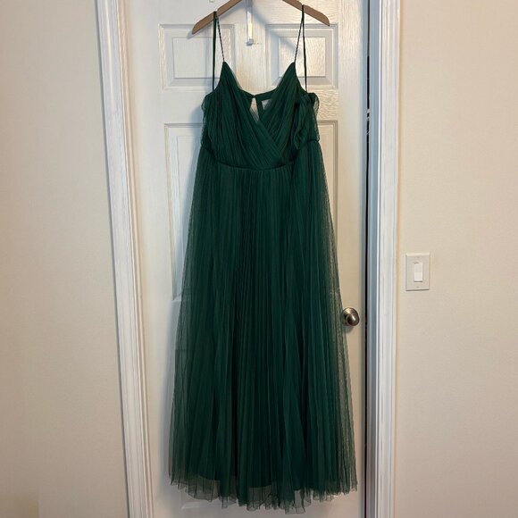ASOS DESIGN Curve cami pleated tulle maxi dress - Forest Green - SZ 18 - Picture 3 of 12